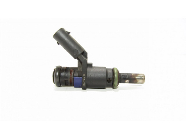 Vstřikovač A0000789023   Mercedes-Benz A W169  pro benzínový motor 1.7 266.940 