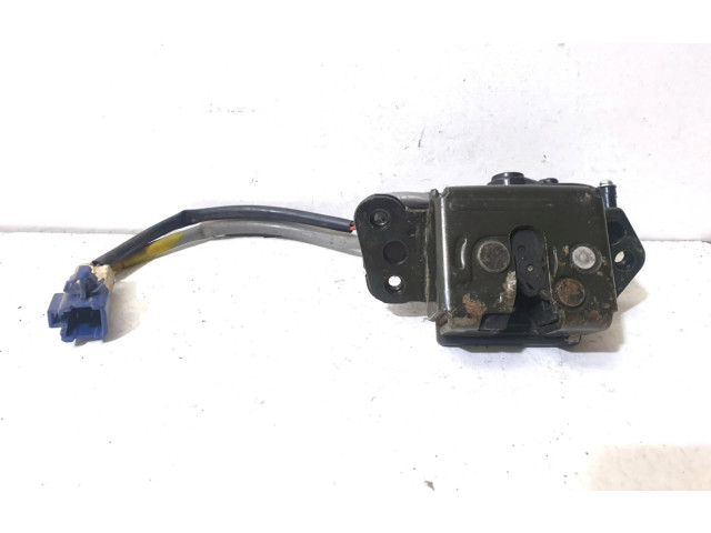 Замок багажника     Toyota Corolla Verso AR10 2004 - 2009 года