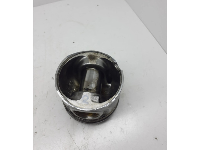 Píst 234104A920   Hyundai H-1, Starex, Satellite  pro naftový motor 2.5 D4CB 