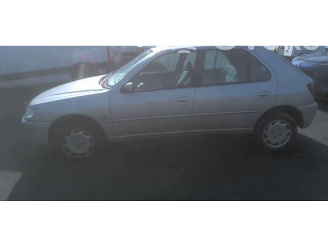 Руль Peugeot 306   -  года 4109R6      