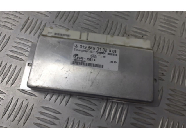 Řídící jednotka 0195453132   Mercedes-Benz CLK A208 C208 2000
