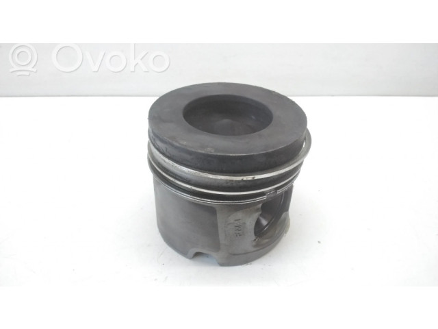 Píst 0840BB   BMW 3 E90 E91  pro naftový motor 2.0 n47d20a 