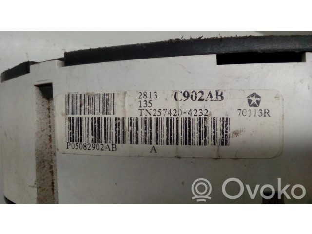 Панель приборов TN2574204232, 703800   Chrysler Pacifica       