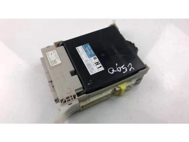 Блок предохранителей  8922148450   Lexus RX 450H    