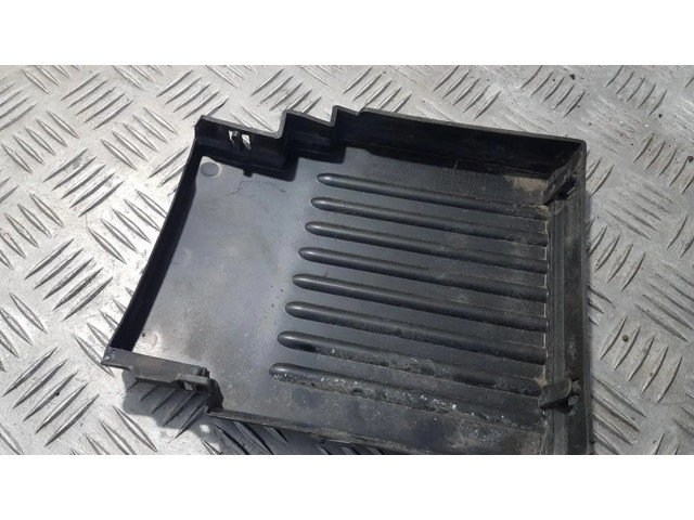   Pojistková skříňka 9629573880   Peugeot 406 2000