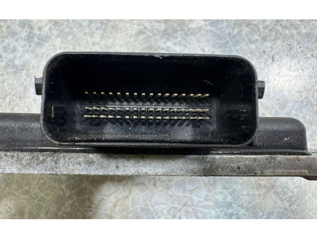Блок управления двигателя 8642338, 8661706   BMW i3