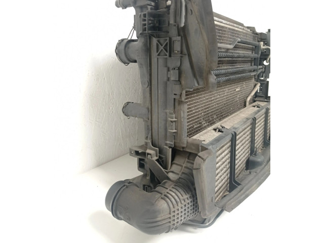 Комплект радиатора A0995002703, A0995006203   Mercedes-Benz C W204    