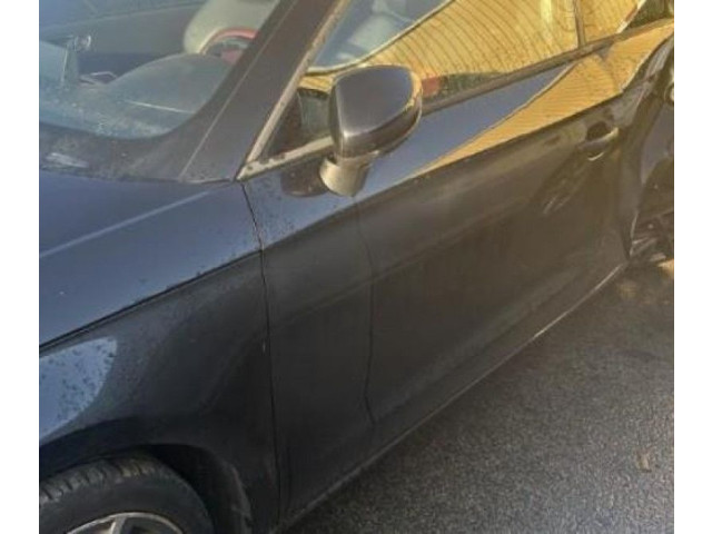 Блок подушек безопасности    Audi A1