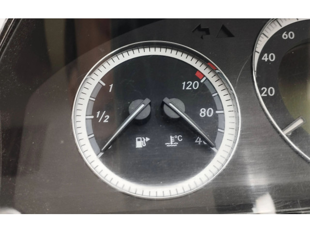 Přístrojová deska  Mercedes-Benz C W204 2009 A2C53245324  