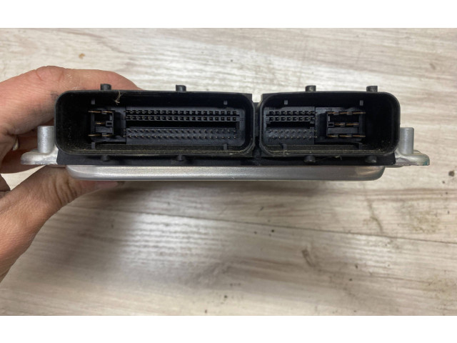 Řídící jednotka 8E0907401T, 0281011444   Audi A6 S6 C6 4F 2005
