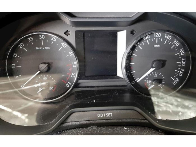 Přístrojová deska  Skoda Octavia Mk3 (5E) 2017 5E0920751C  
