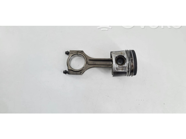 Píst 0840BB   BMW X1 E84  pro naftový motor 2.0 N47D20C 