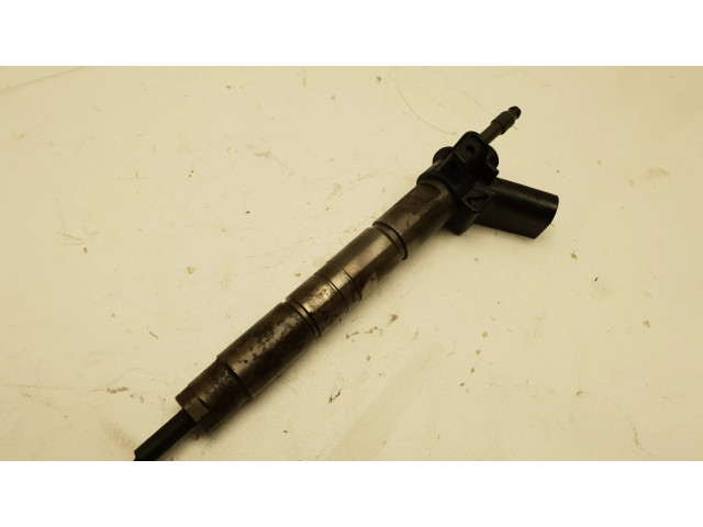 Vstřikovač 7797877   BMW 1 E82 E88  pro naftový motor 2.0 N47d20 