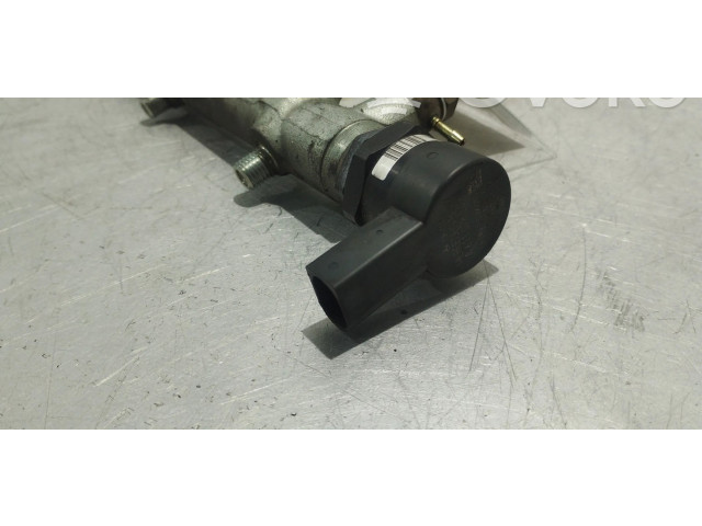 Vstřikovací lišta A6110700395, 0445214038   Mercedes-Benz C W203     