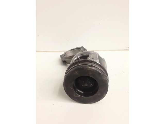Píst 0840bb   BMW X1 E84  pro naftový motor 2.0 N47 D20 C 
