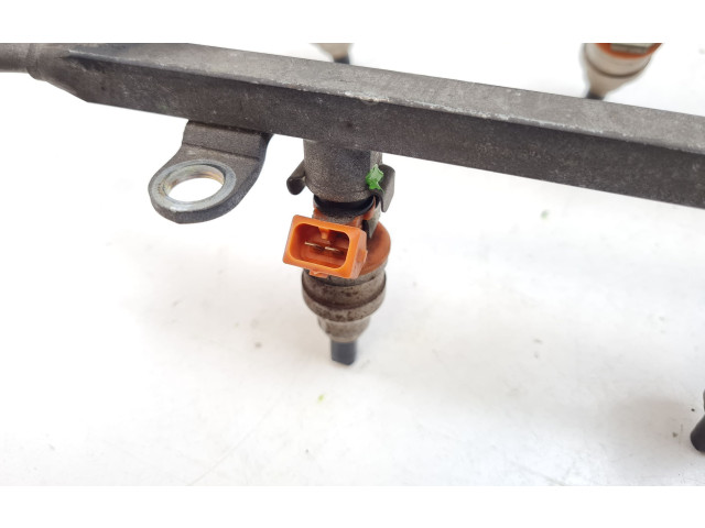 Комплект форсунок INP060, BDH182    Chrysler Stratus  6G73 