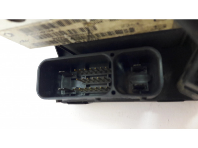 Блок АБС 25020409533, 04686702AE   Chrysler  Voyager  2004-2007 года