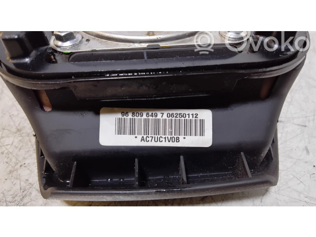 Подушка безопасности водителя    Chevrolet Captiva