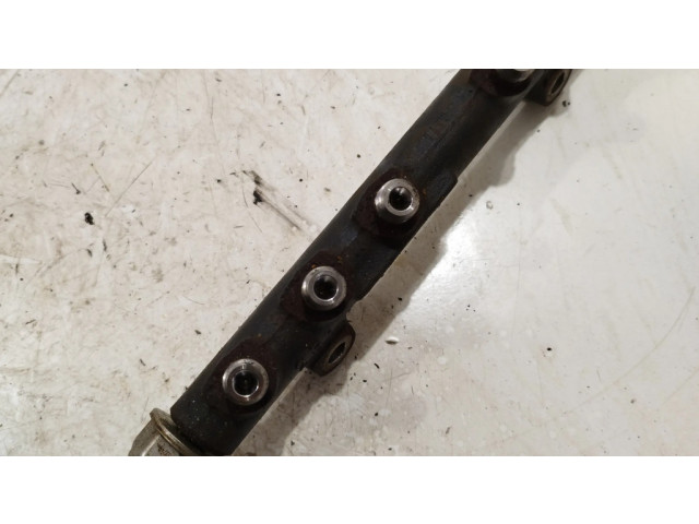 Vstřikovací lišta 9685297580   Ford Focus  pro naftový motor 1.6  