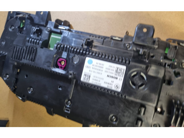 Панель приборов 0000410739, 20236311   BMW 5 G30 G31       