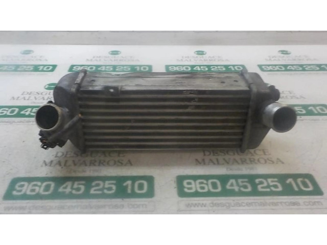 Интеркулер  282702A720   Hyundai ix20 1.6