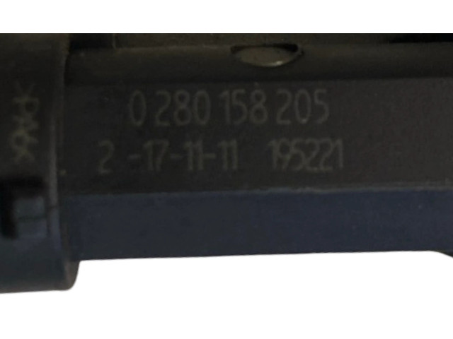 Vstřikovač 55577580, 0280151267   Opel Zafira C     
