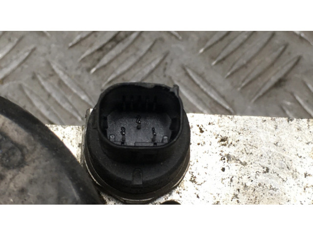 Jednotka ABS 0130108096, 0044310912   Mercedes-Benz A W169 2005