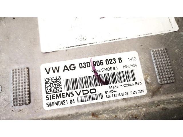 Блок управления двигателя 03d906023b, 5wp40421   Volkswagen Fox