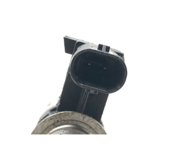 Топливная рампа 03F906036B   Seat Ibiza IV (6J,6P)  