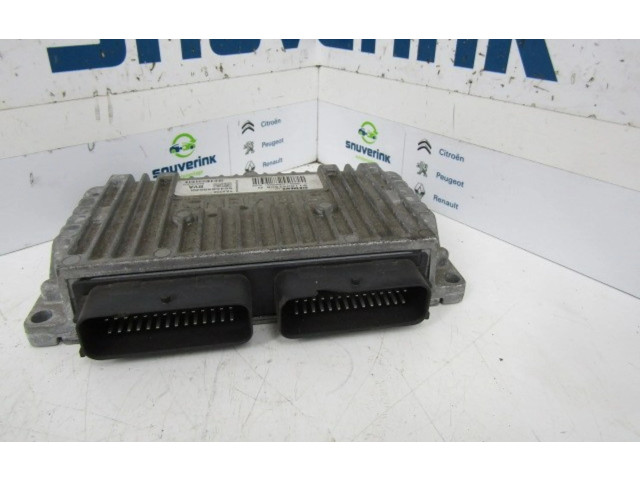 Блок управления коробкой передач S118047508   Citroen C5