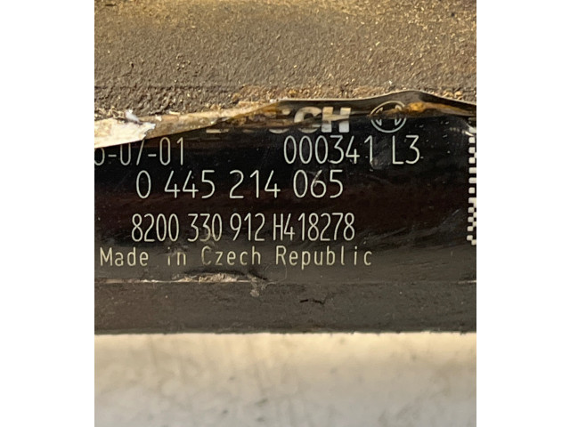 Топливная рампа 8200330912, 0445214065   Renault Trafic II (X83)  