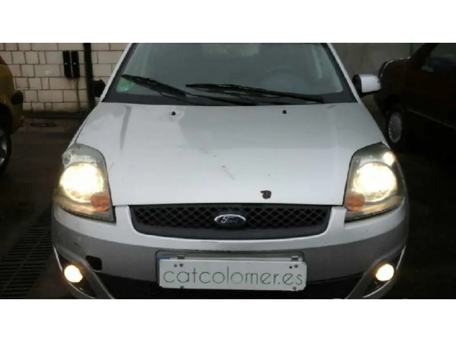 Задний фонарь      Ford Fiesta   2006-2008 года