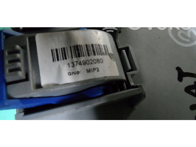   Pojistková skříňka 01372065080   Fiat Qubo 2013