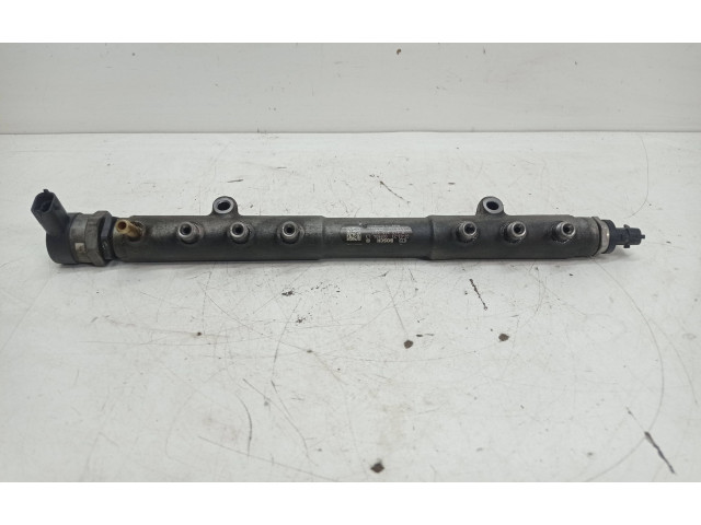 Vstřikovací lišta 30777554, 009804   Volvo V70     