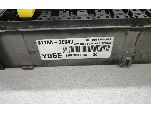Блок предохранителей 911603E040   KIA Sorento    
