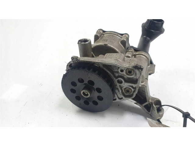 Čerpadlo oleje 04L145208K   Volkswagen PASSAT B8 2.0  CRLB