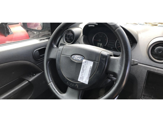 Руль Ford Fiesta  2002 - 2005 года 1232942      