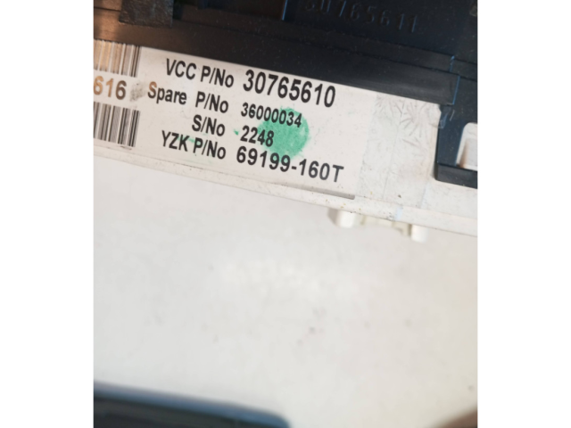 Přístrojová deska  Volvo XC90 2007 30765610  
