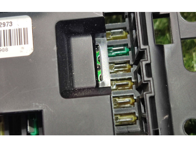 Блок предохранителей 9389070, 938907001   BMW 3 F30 F35 F31    