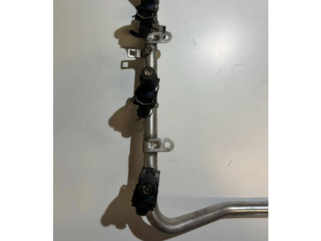 Vstřikovací lišta a1120700595   Mercedes-Benz ML W163     