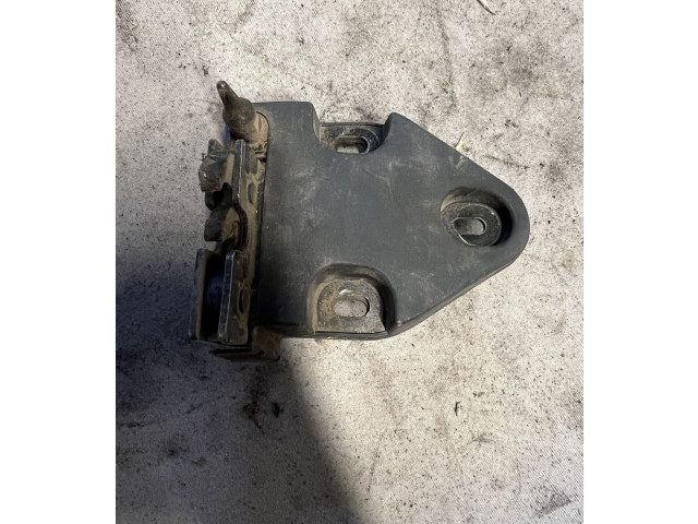 Замок багажника     Renault Trafic II (X83) 2002 - 2014 года