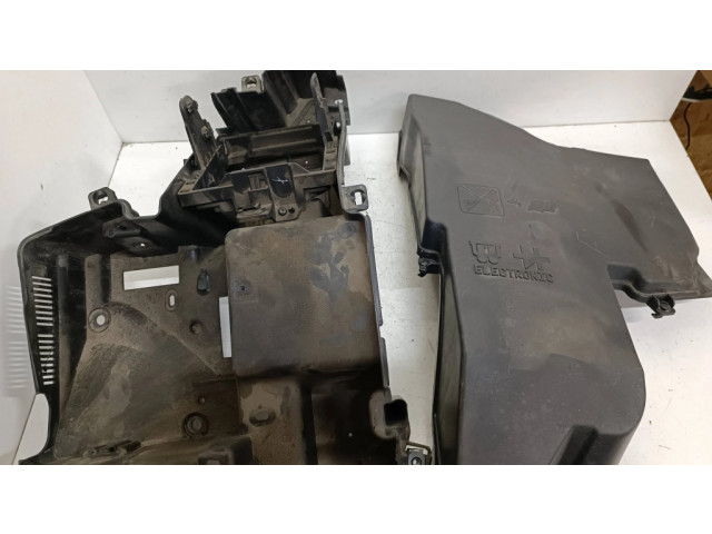 Блок предохранителей  9686732080   Citroen C5    