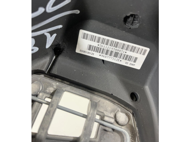Volant Peugeot 5008 2013 96877731ZE  