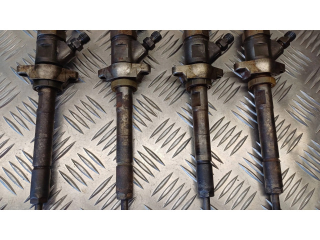 Vstřikovač 0445110297   Peugeot 3008 I  pro naftový motor 1.6  