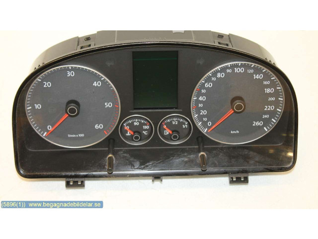 Панель приборов 1T0920874AXZ02, 110080379   Volkswagen Caddy       