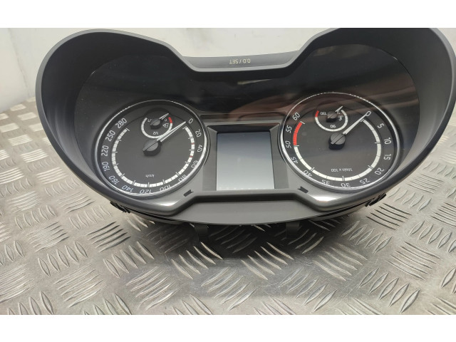 Přístrojová deska  Skoda Octavia Mk3 (5E) 2016 5E0920757C  
