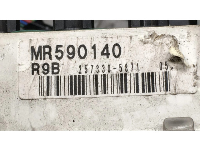 Панель приборов MR590140, 2573305871   Mitsubishi Pajero Sport I       