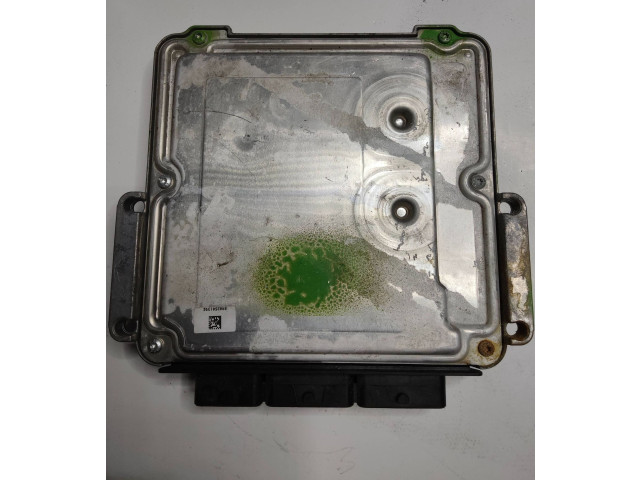 Řídící jednotka 23710JD78B, 0281013855   Nissan Qashqai 2008
