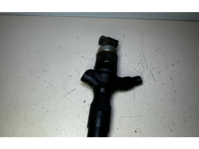 Vstřikovač 2367030140, 10J20143   Toyota Land Cruiser (J120)     
