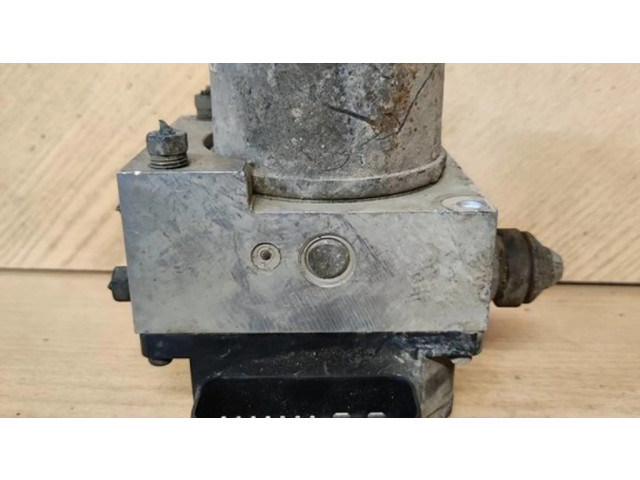 Jednotka ABS A104400134, 2050175049   Mazda Premacy 2004